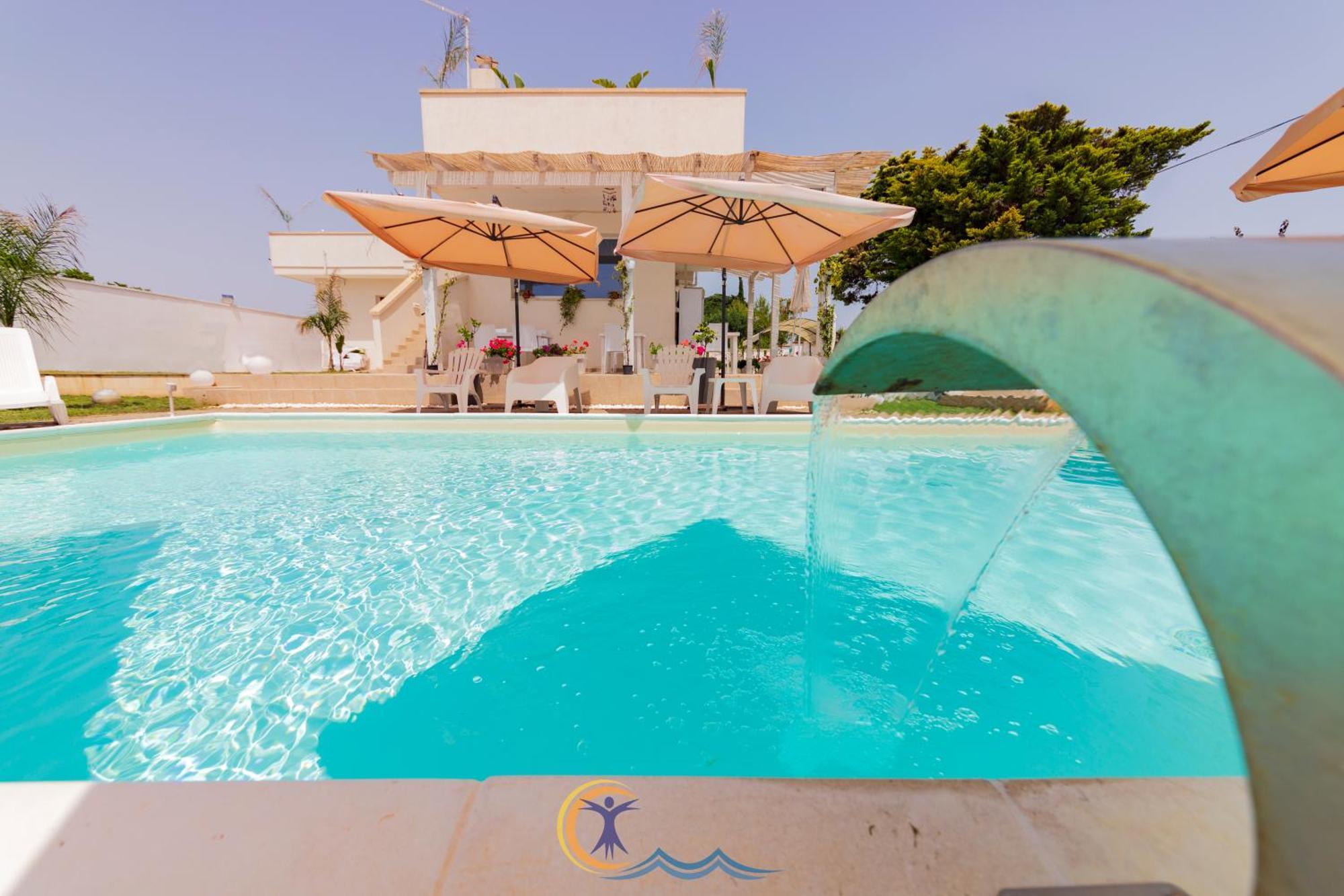 Villa Leonardo San Foca - Room, Pool & Restaurant Extérieur photo