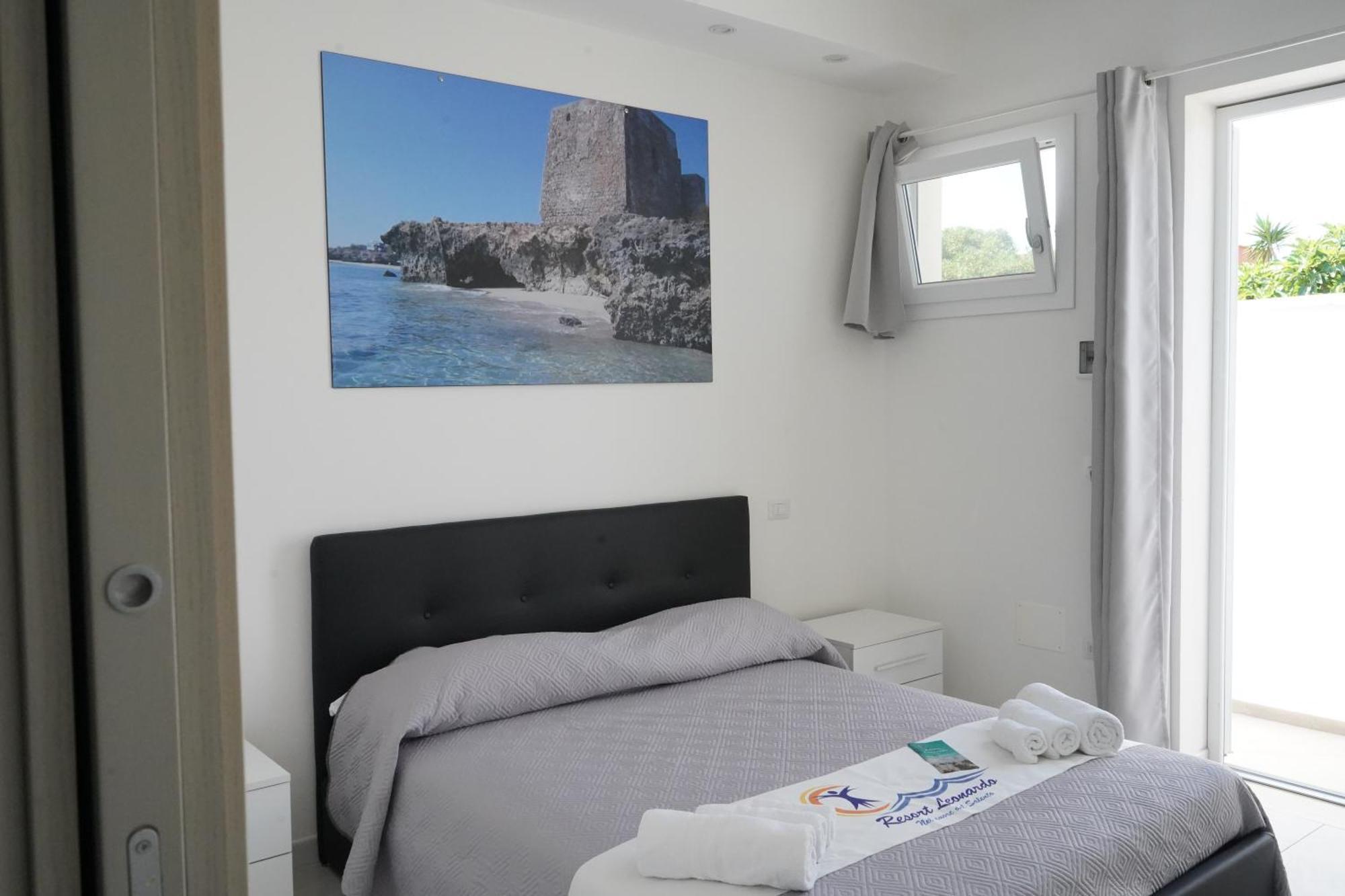 Villa Leonardo San Foca - Room, Pool & Restaurant Extérieur photo